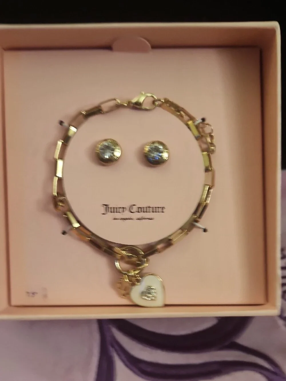 7 Piece Juicy Couture Mint Quilted Wristlet 2 Sets Of Lip Gloss 4 Jewelry Set.